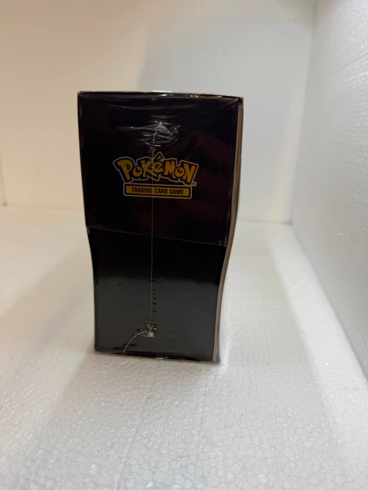 Surging Sparks - Elite Trainer Box